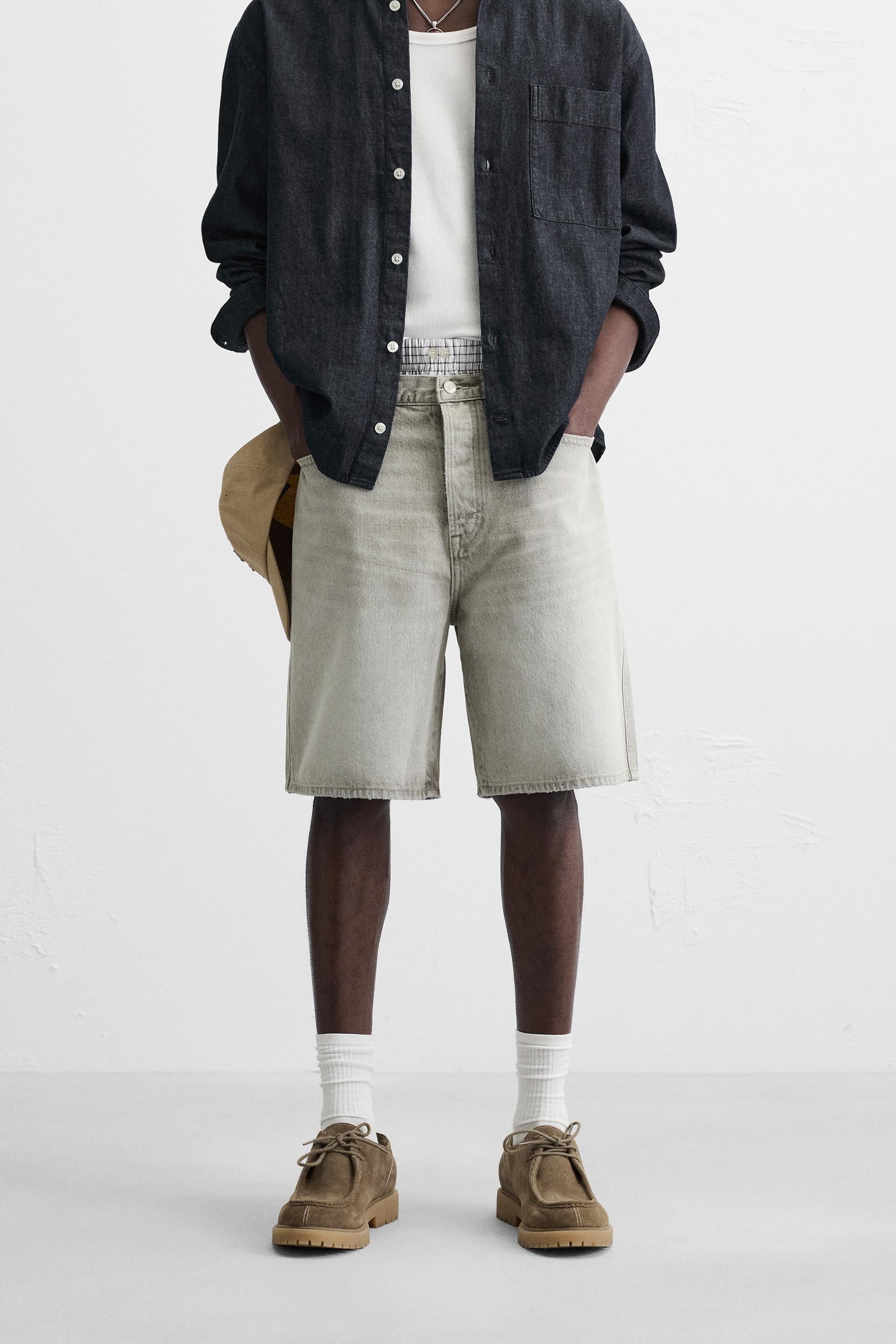 STRAIGHT-LEG DENIM BERMUDA SHORTS - Image 2