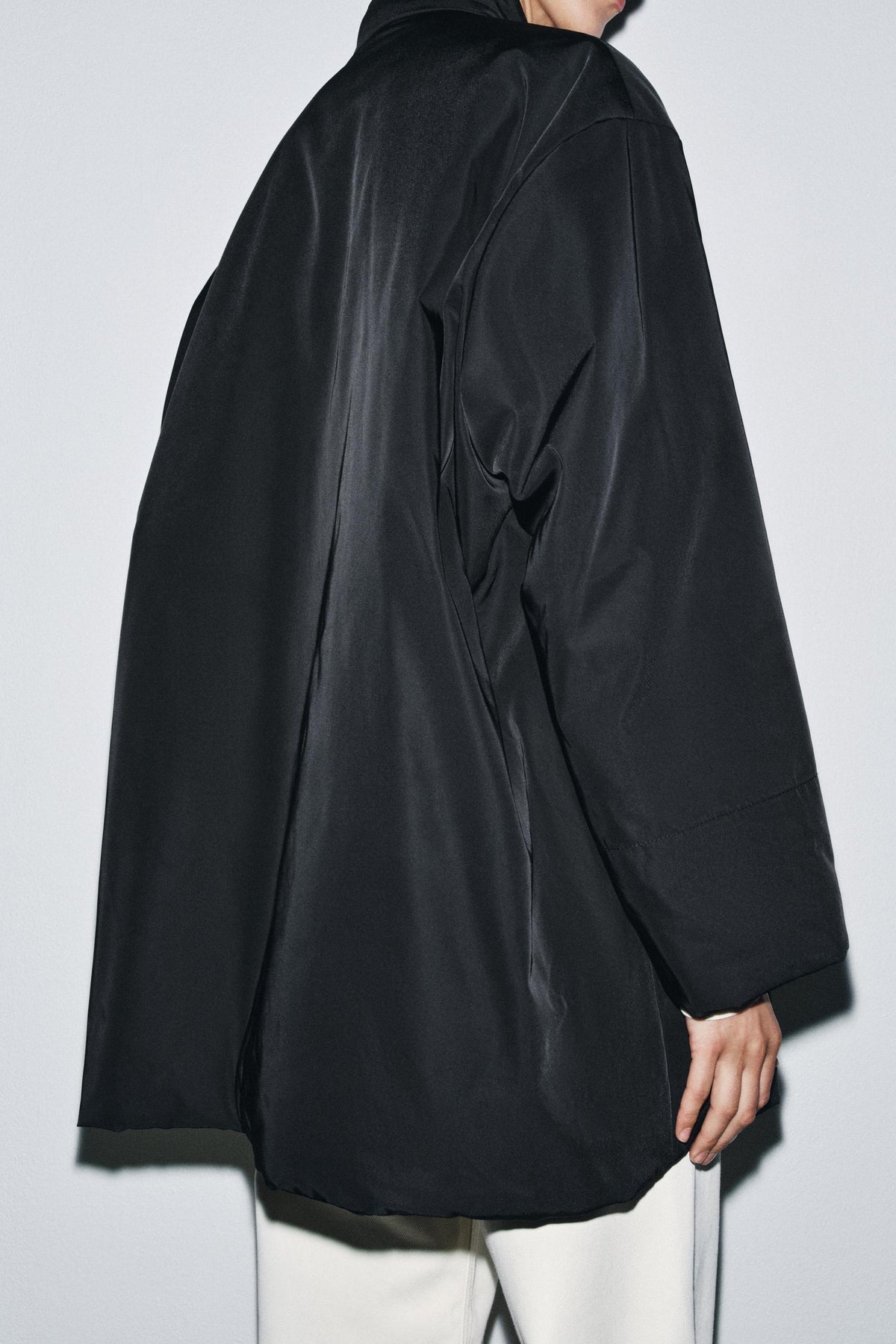 OVERSIZED NYLON JACKET ZW COLLECTION - Image 2