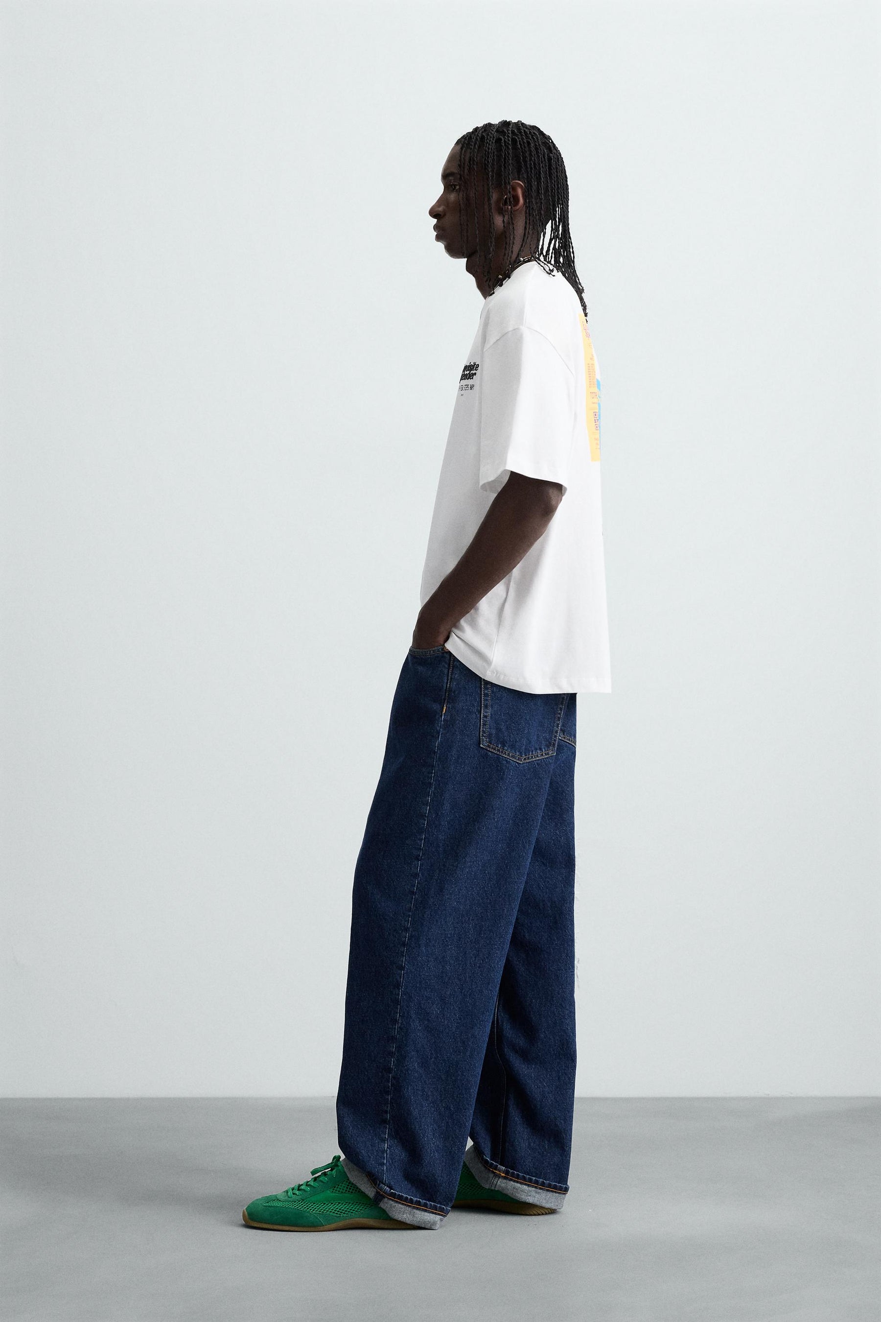 T-SHIRT WITH RAISED PRINTS - Image 3