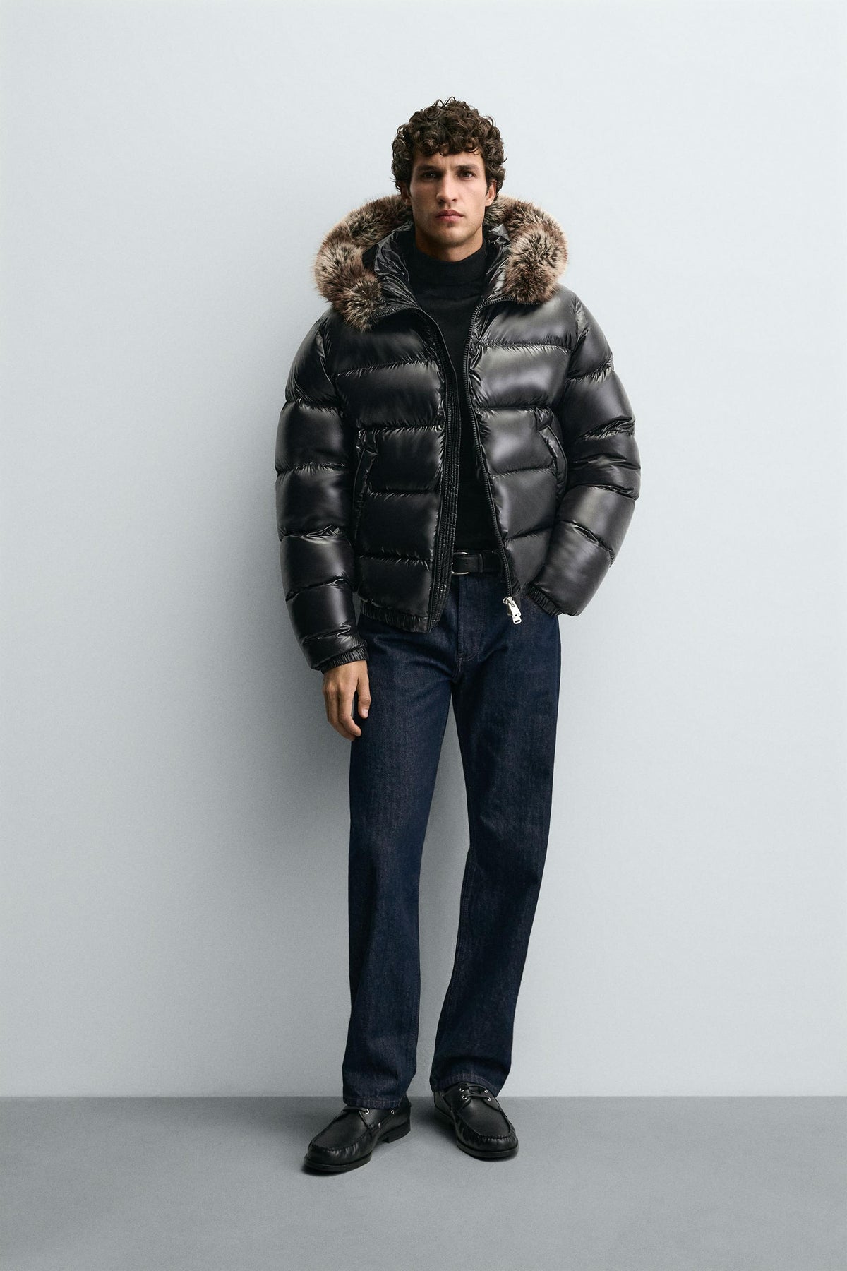 Hooded Down Jacket