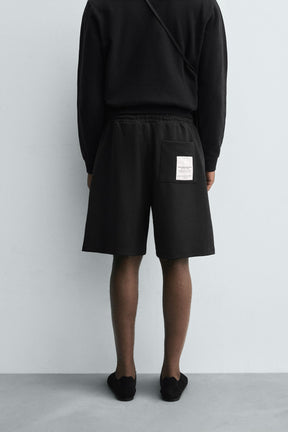 INTERLOCK BERMUDA SHORTS WITH LABEL - Image 3