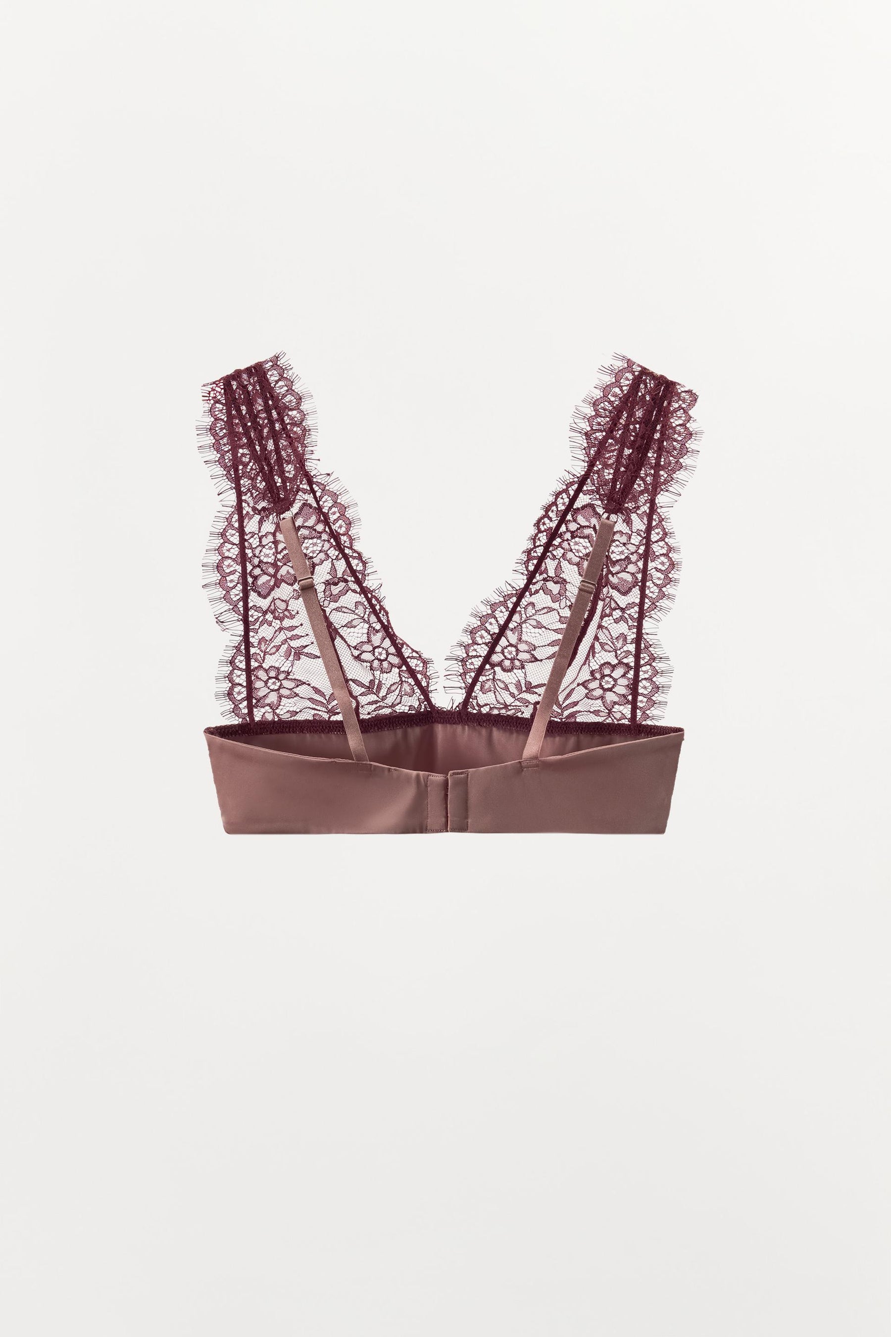 LACE TRIANGLE BRALETTE