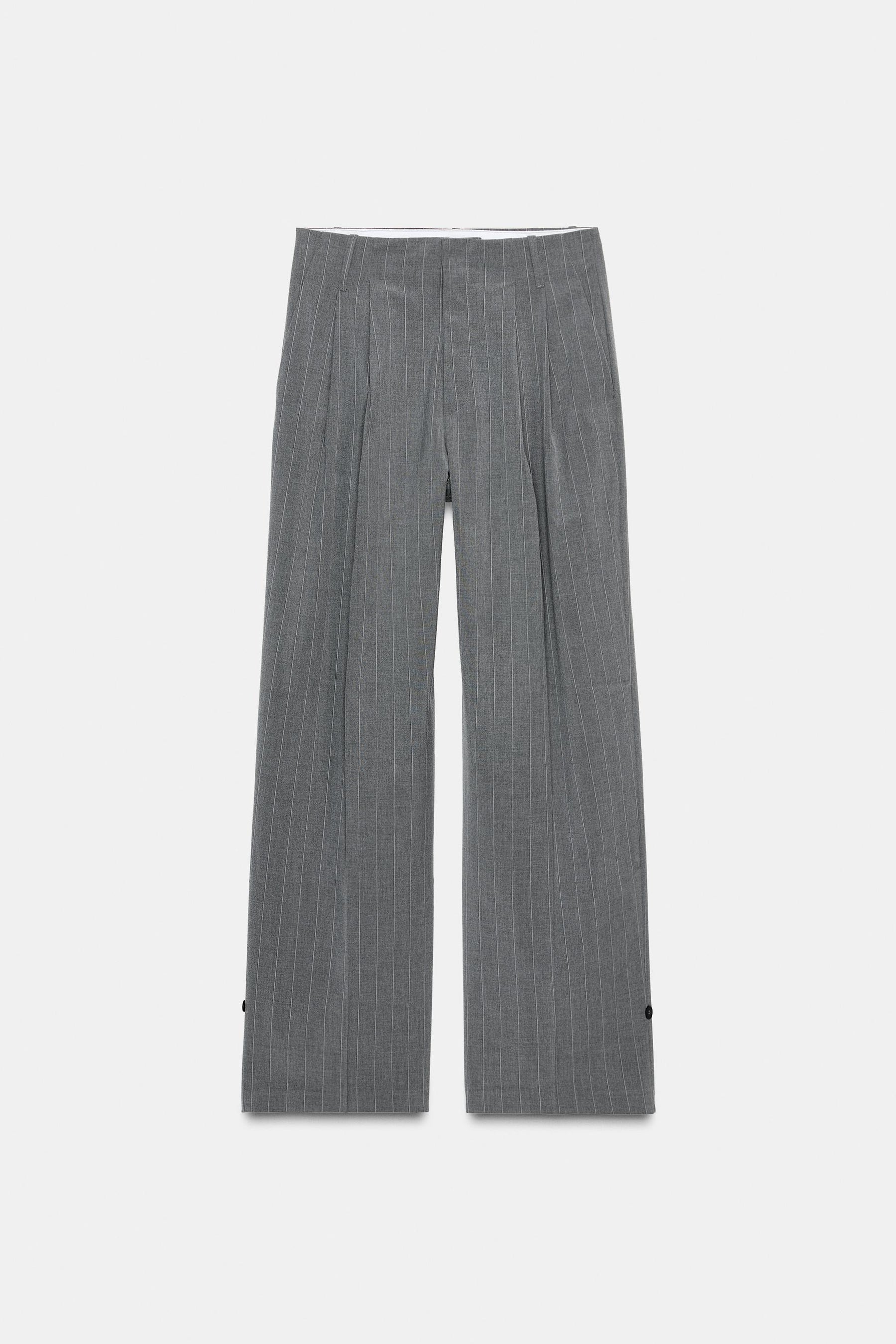 Pleated Button Hem Trousers