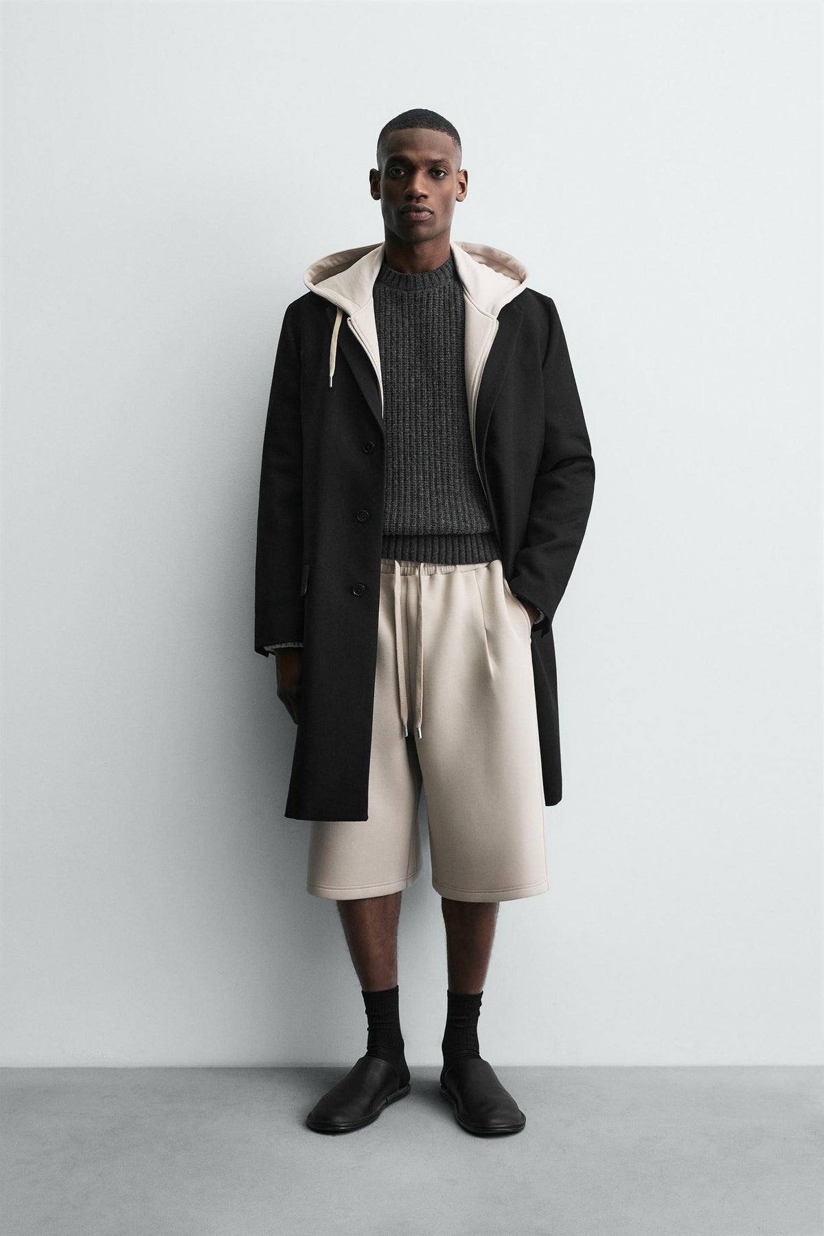 NEOPRENE-EFFECT BERMUDA SHORTS WITH DARTS - Image 1