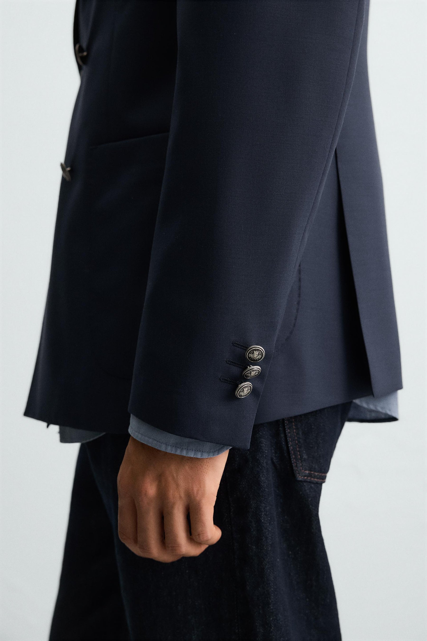 DOUBLE-BREASTED WOOL BLEND BLAZER - Image 7