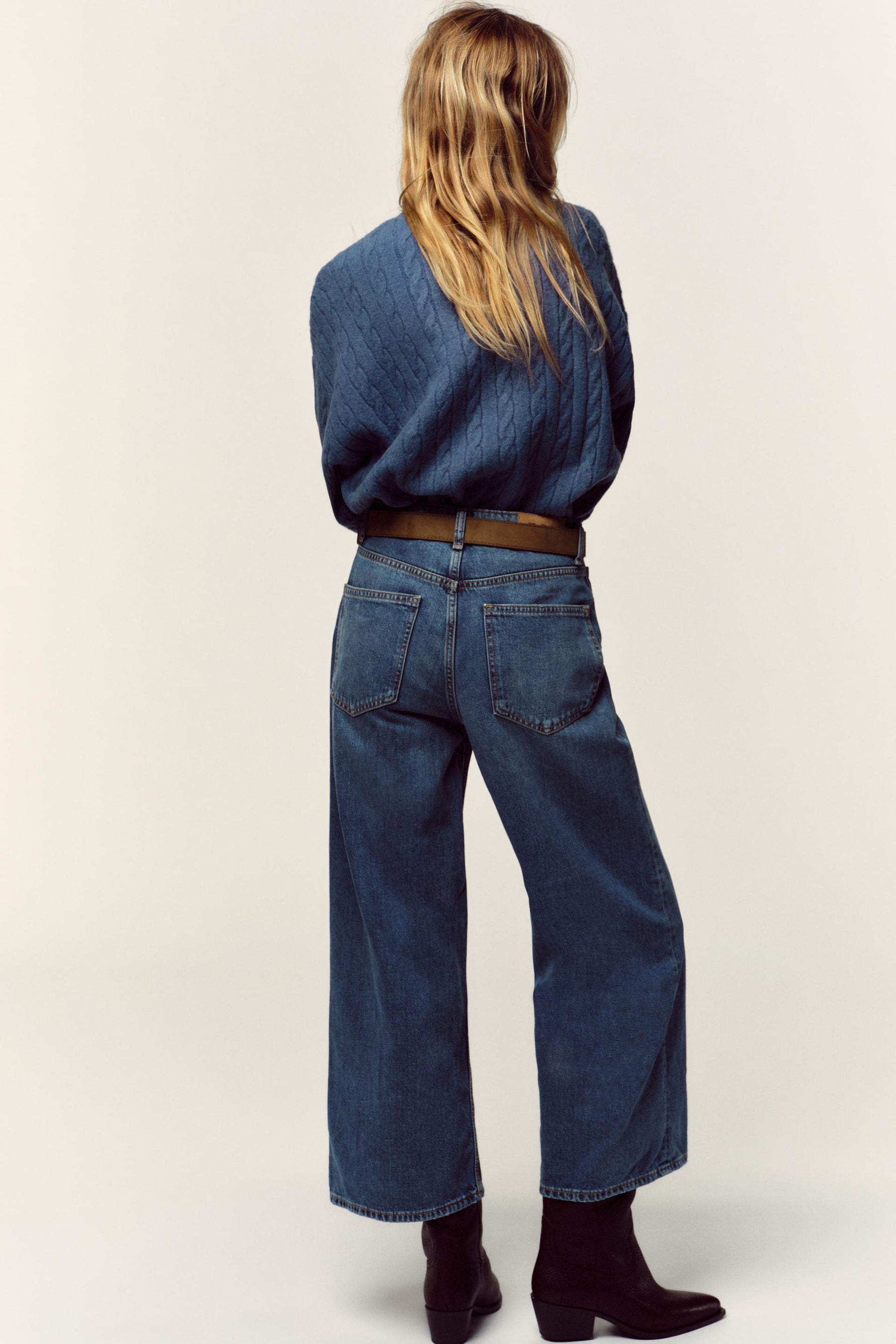 Wide-Leg Cropped High-Waist Jeans