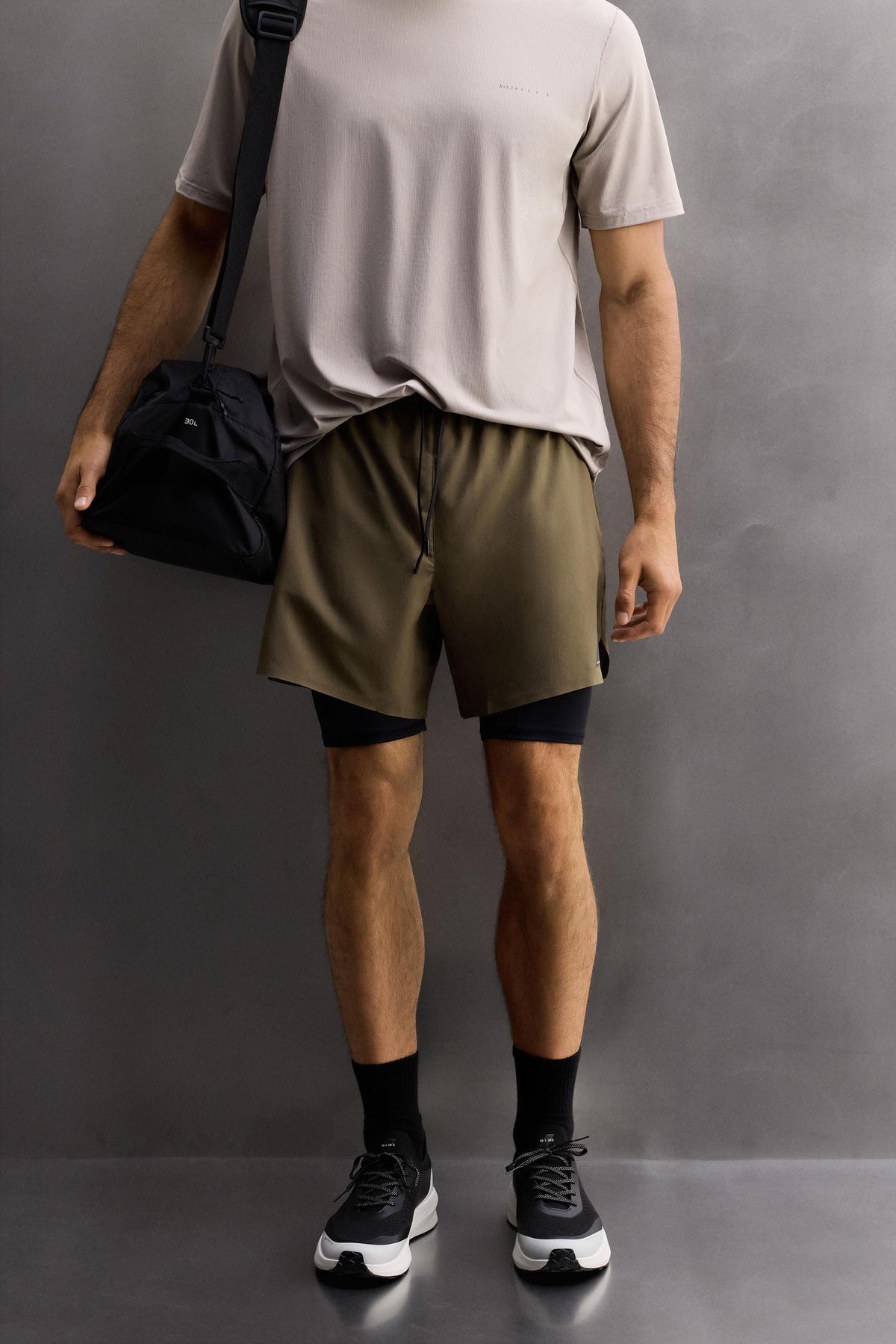 2-IN-1 TRAINING SHORTS - Image 2