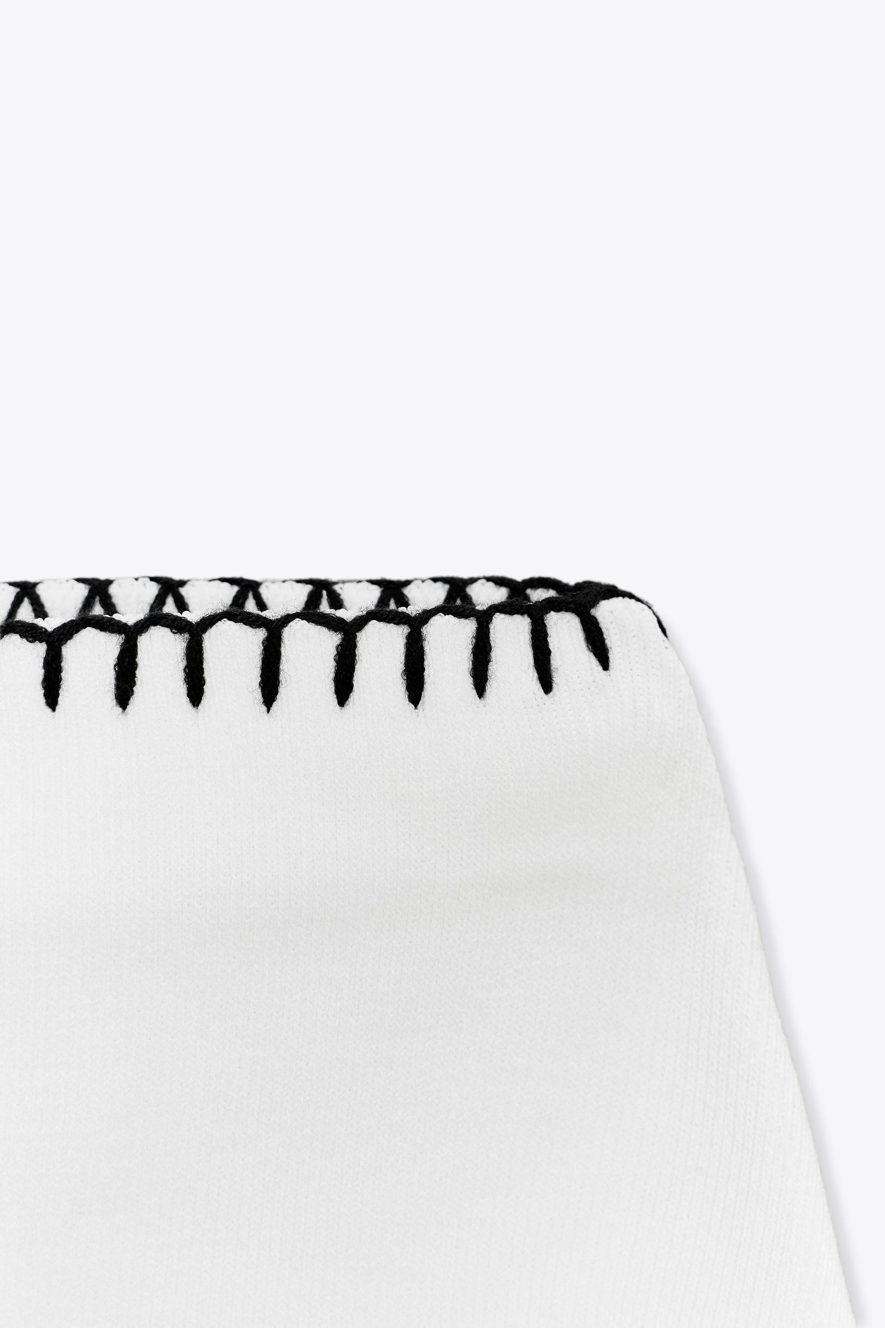 CONTRAST EMBROIDERY KNIT SKIRT - Image 8