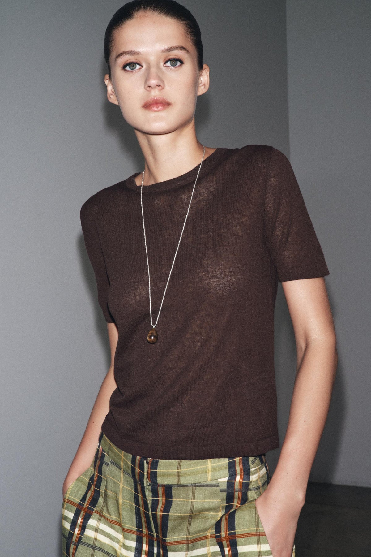 SHORT SLEEVE KNIT LINEN BLEND TOP - Image 2