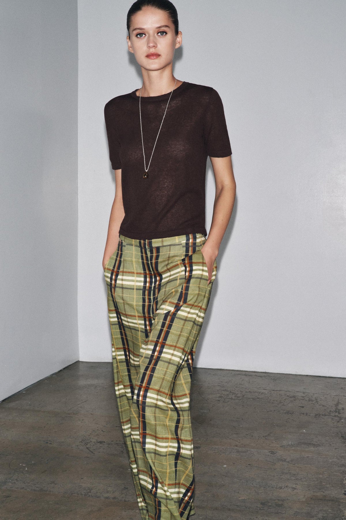 SHORT SLEEVE KNIT LINEN BLEND TOP - Image 1