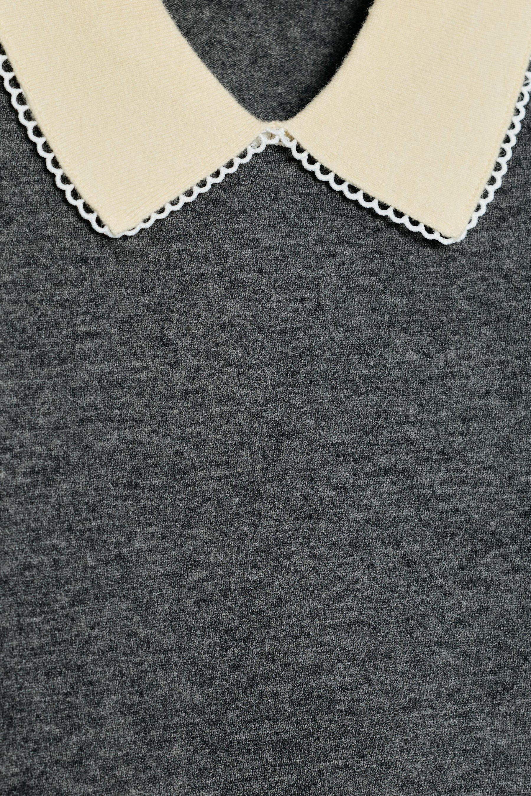 Lace-Trimmed Short Sleeve Shirt