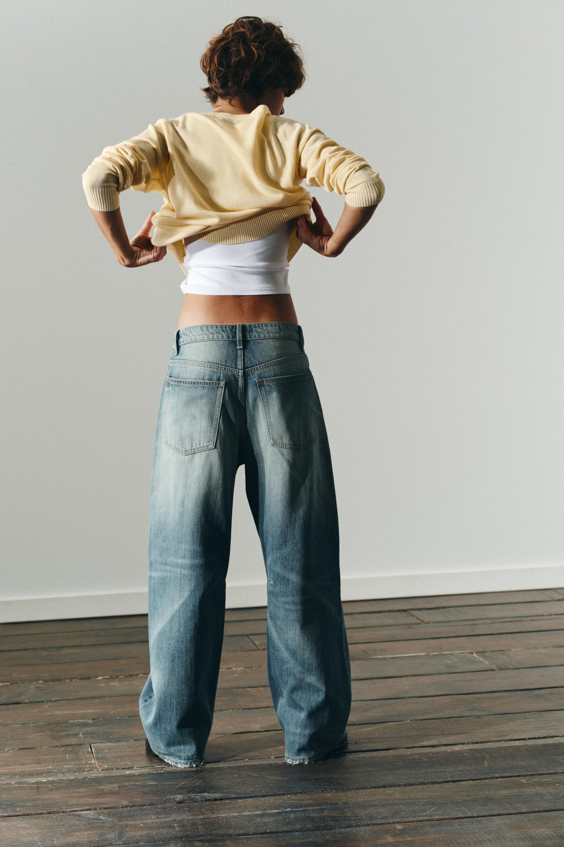 Mid-Waist Baggy Jeans