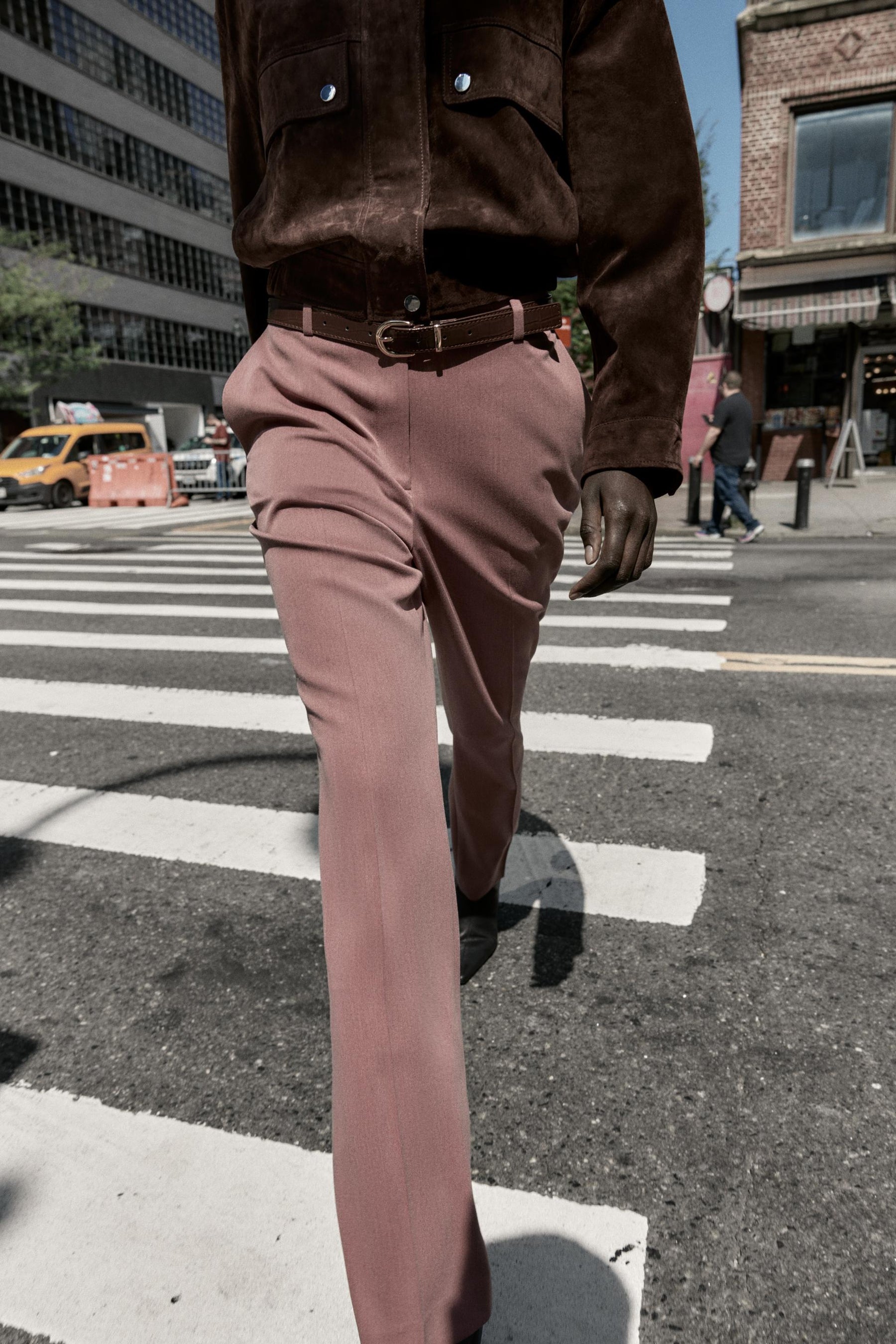 Straight-leg trousers with belt