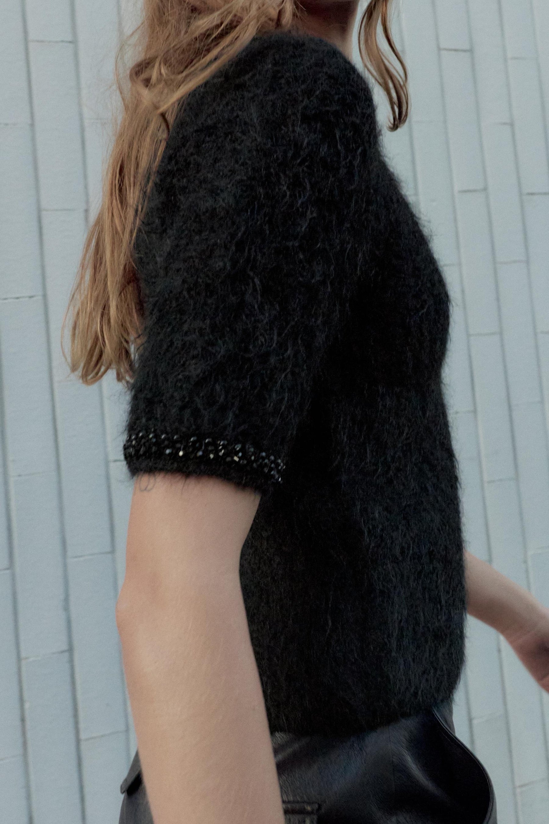 SHORT SLEEVE KNIT JUMPER WITH JEWEL BEADS - Image 2