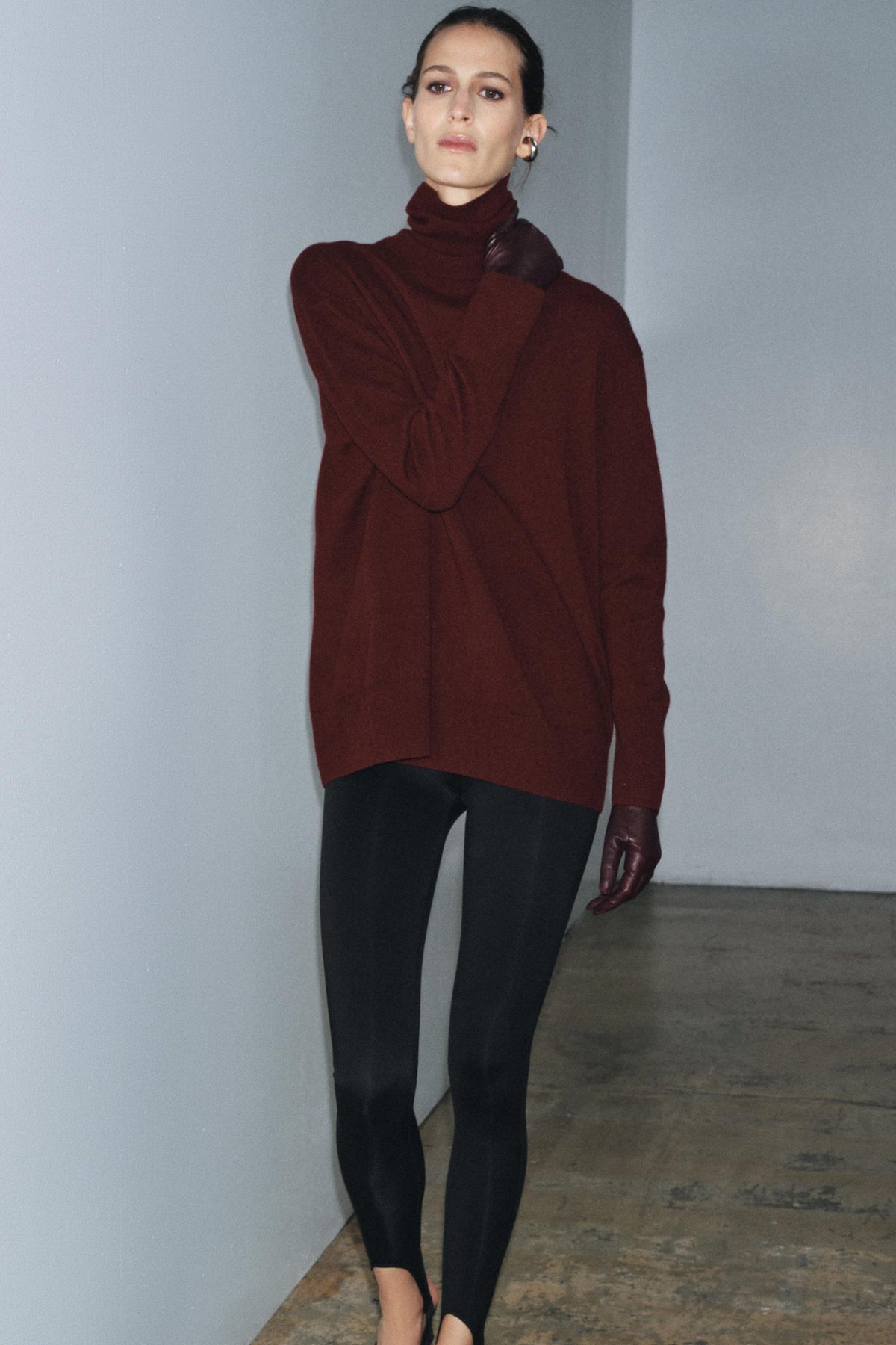 OVERSIZED WOOL HIGH JUMPER