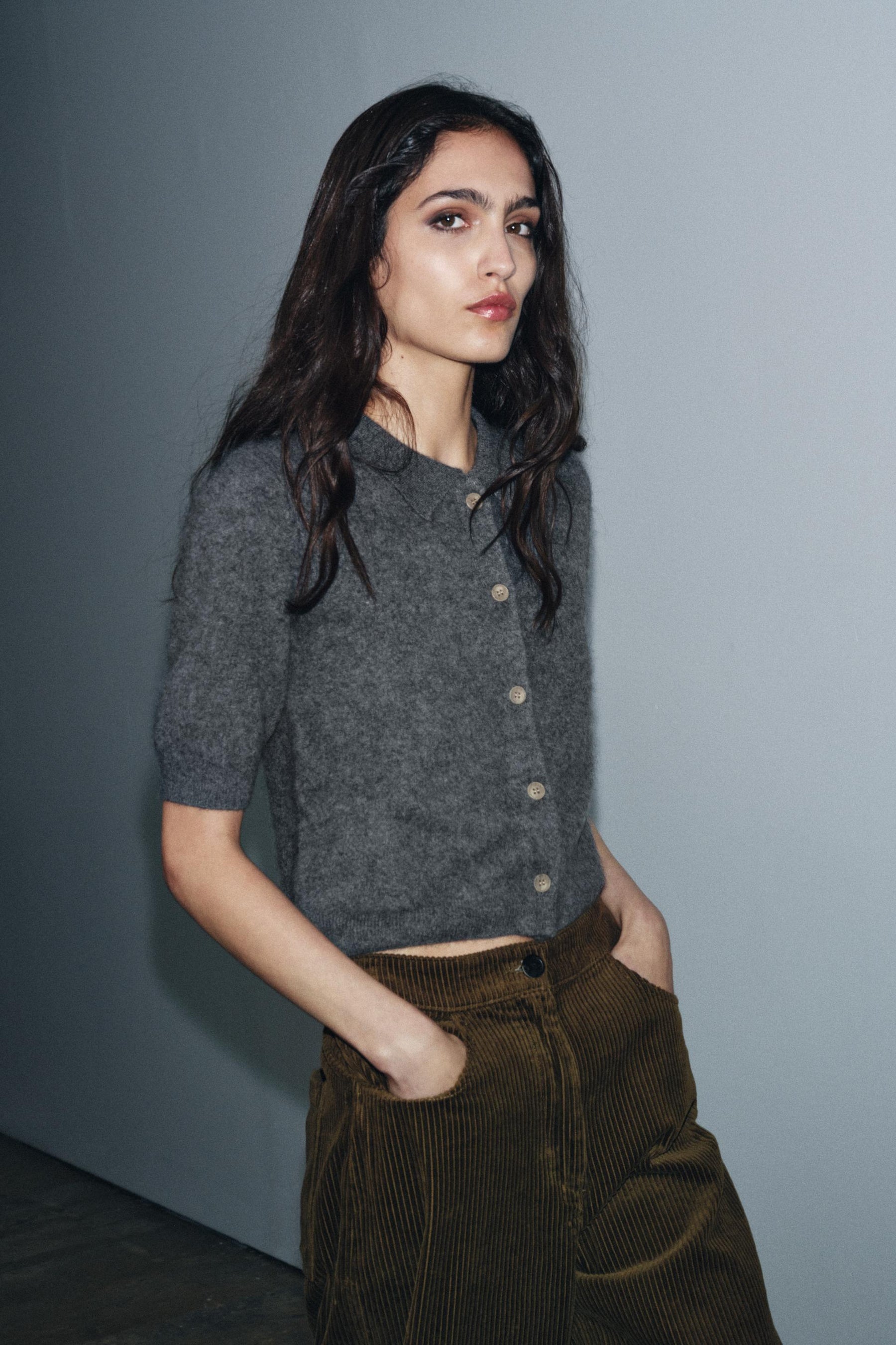 100% WOOL SHORT SLEEVE POLO CARDIGAN - Image 2