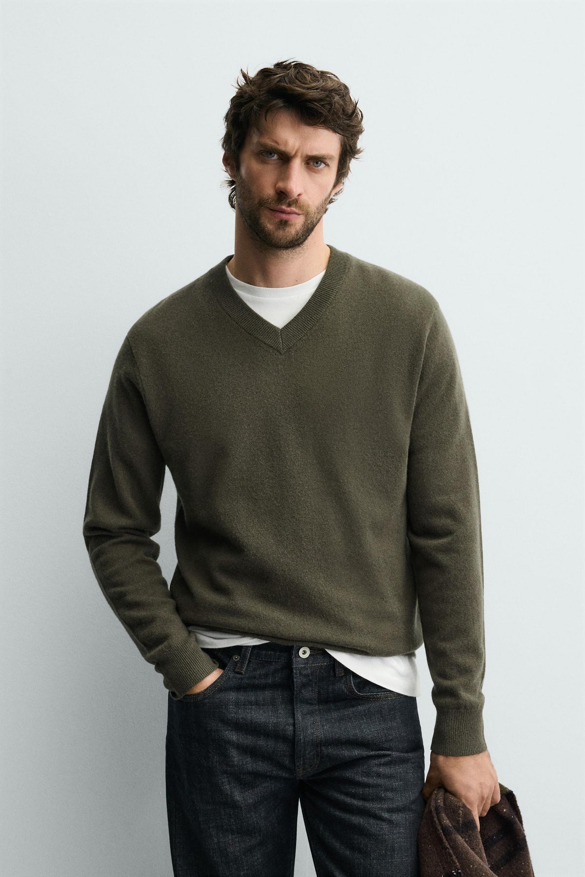 WOOL V-NECK JUMPER - Image 2