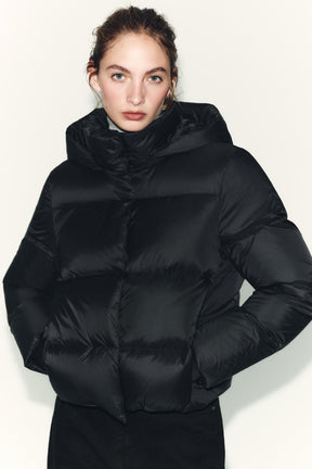 Water-repellent puffer jacket