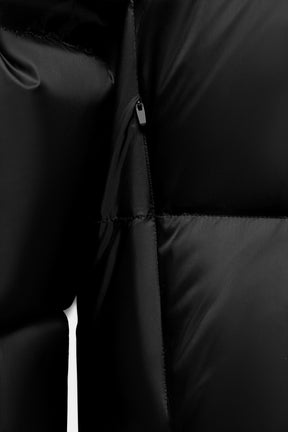 Water-repellent puffer jacket