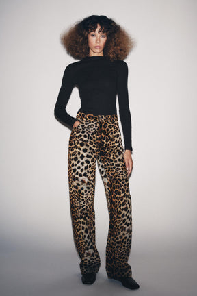 RIBBED LONG SLEEVE BODYSUIT