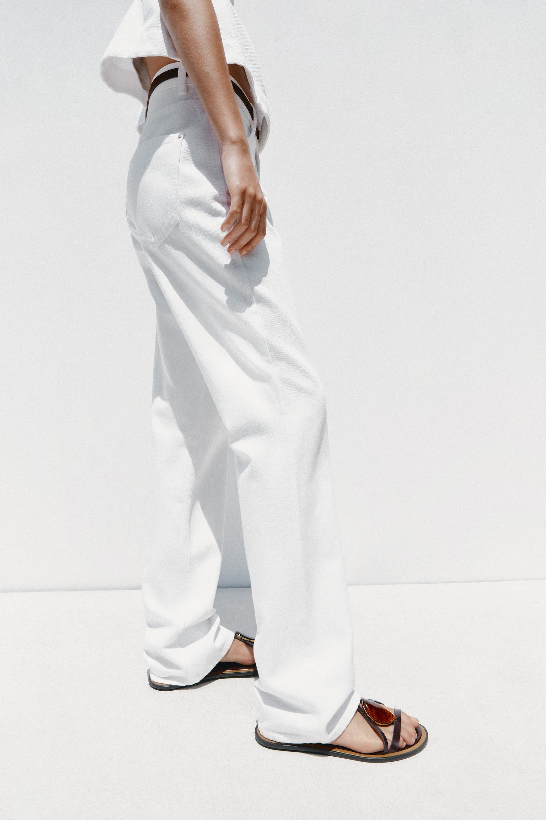 90's High-Waist Straight Jeans