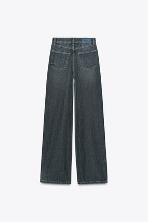 Straight-Fit High-Waist Jeans