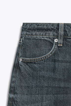 Straight-Fit High-Waist Jeans