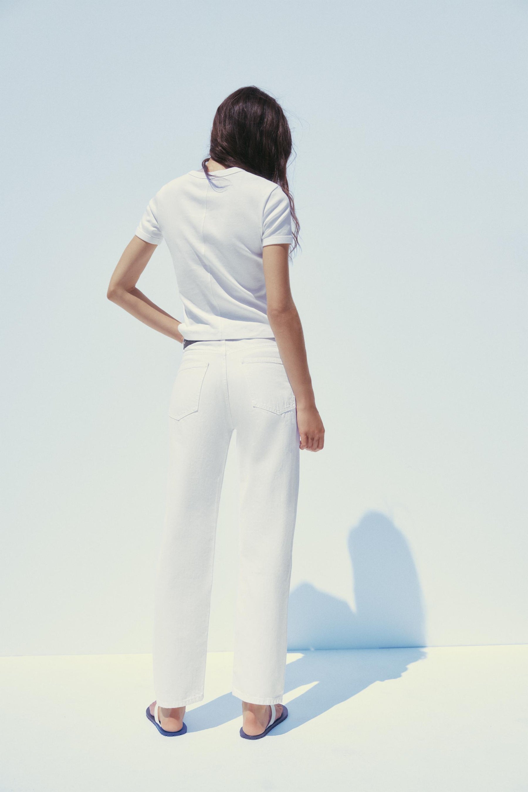 High-waist mom-fit jeans