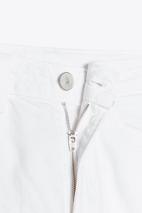 High-waist mom-fit jeans