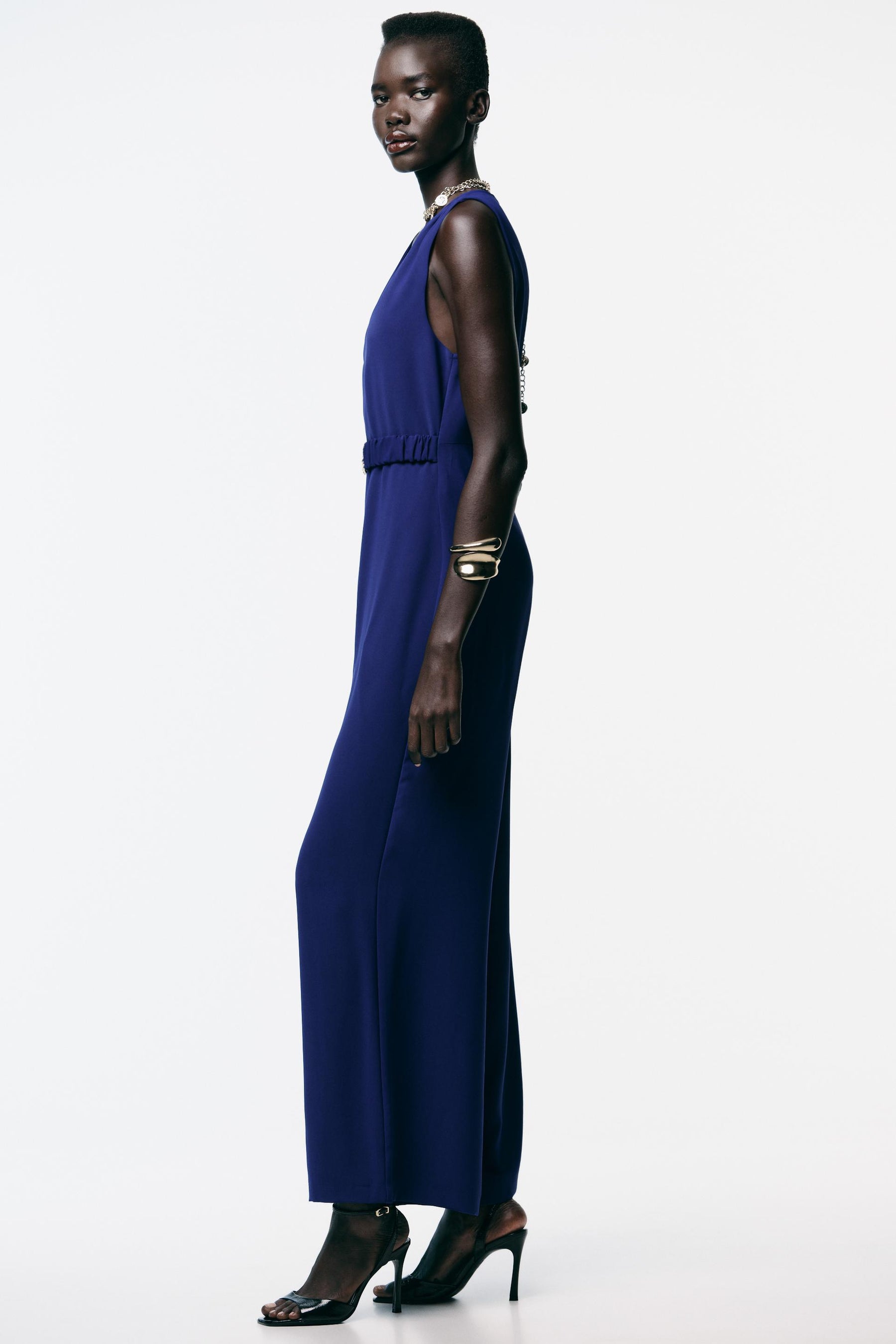 JUMPSUIT WITH HARDWARE BELT - Image 3