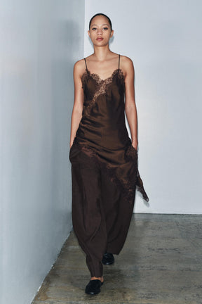 Wide-leg Trousers with Buckle