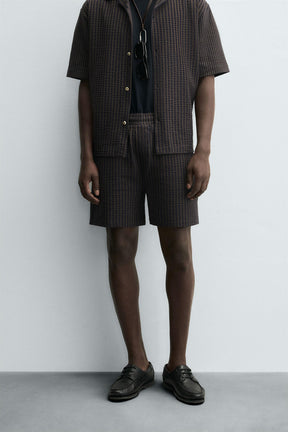 SEERSUCKER STRIPE COMFORT BERMUDA SHORTS - Image 2