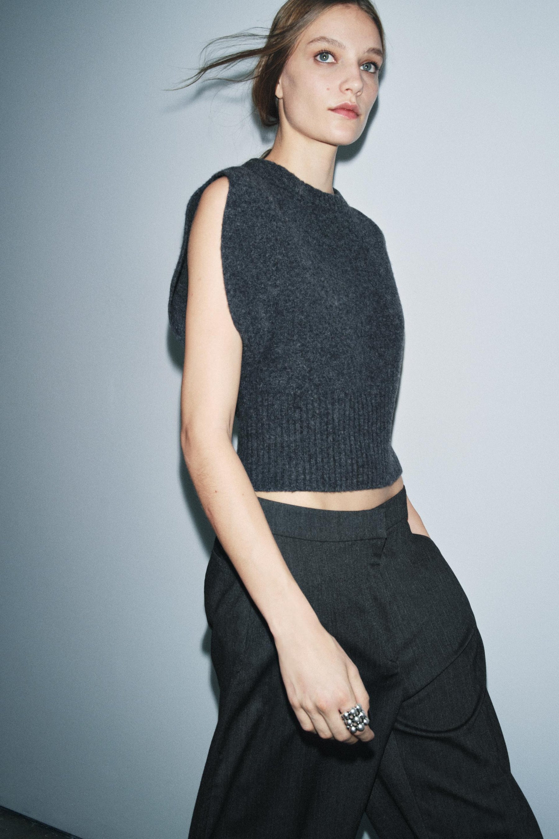 100% WOOL SLEEVELESS WAISTCOAT - Image 5