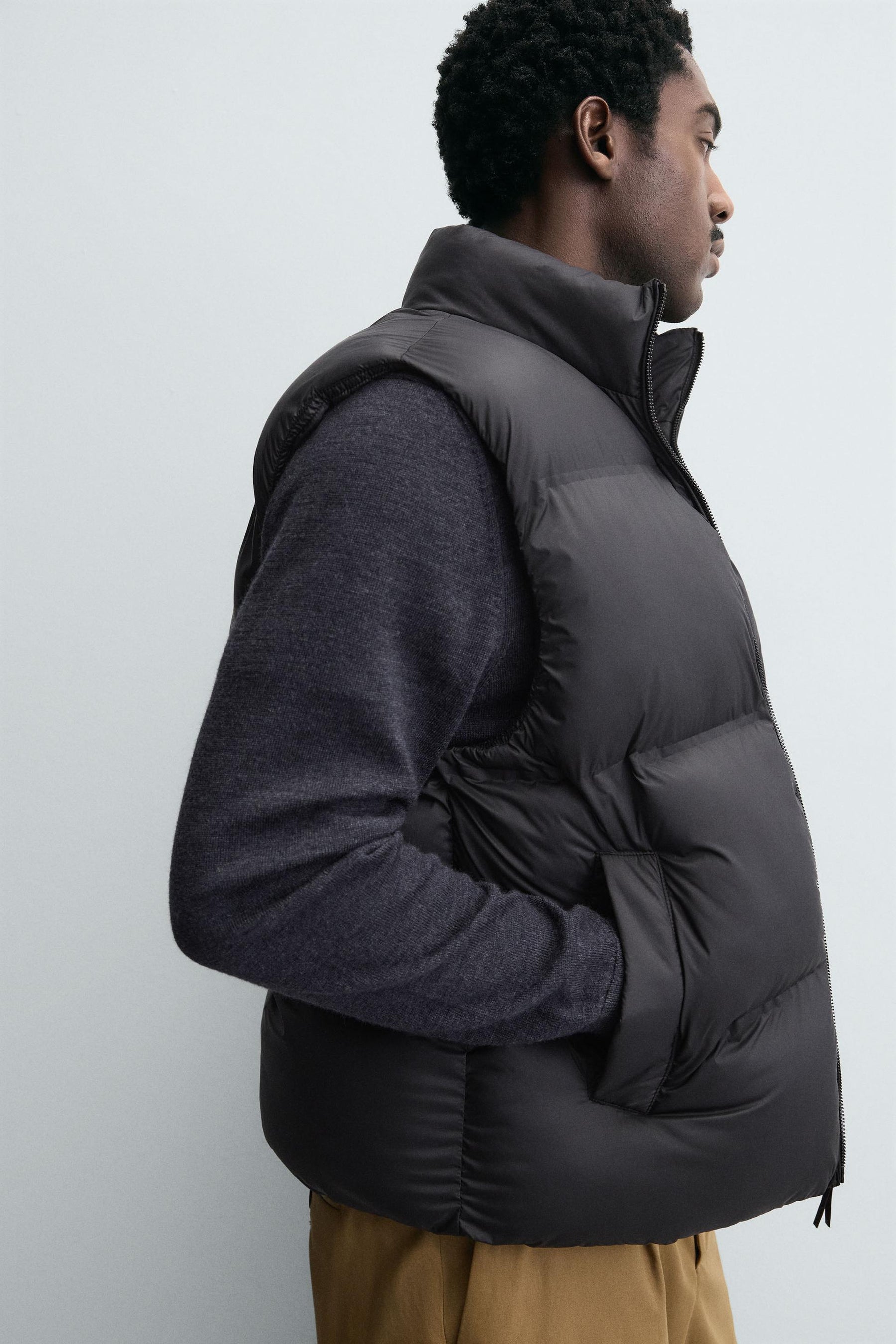 WATER-REPELLENT PUFFER GILET - Image 5