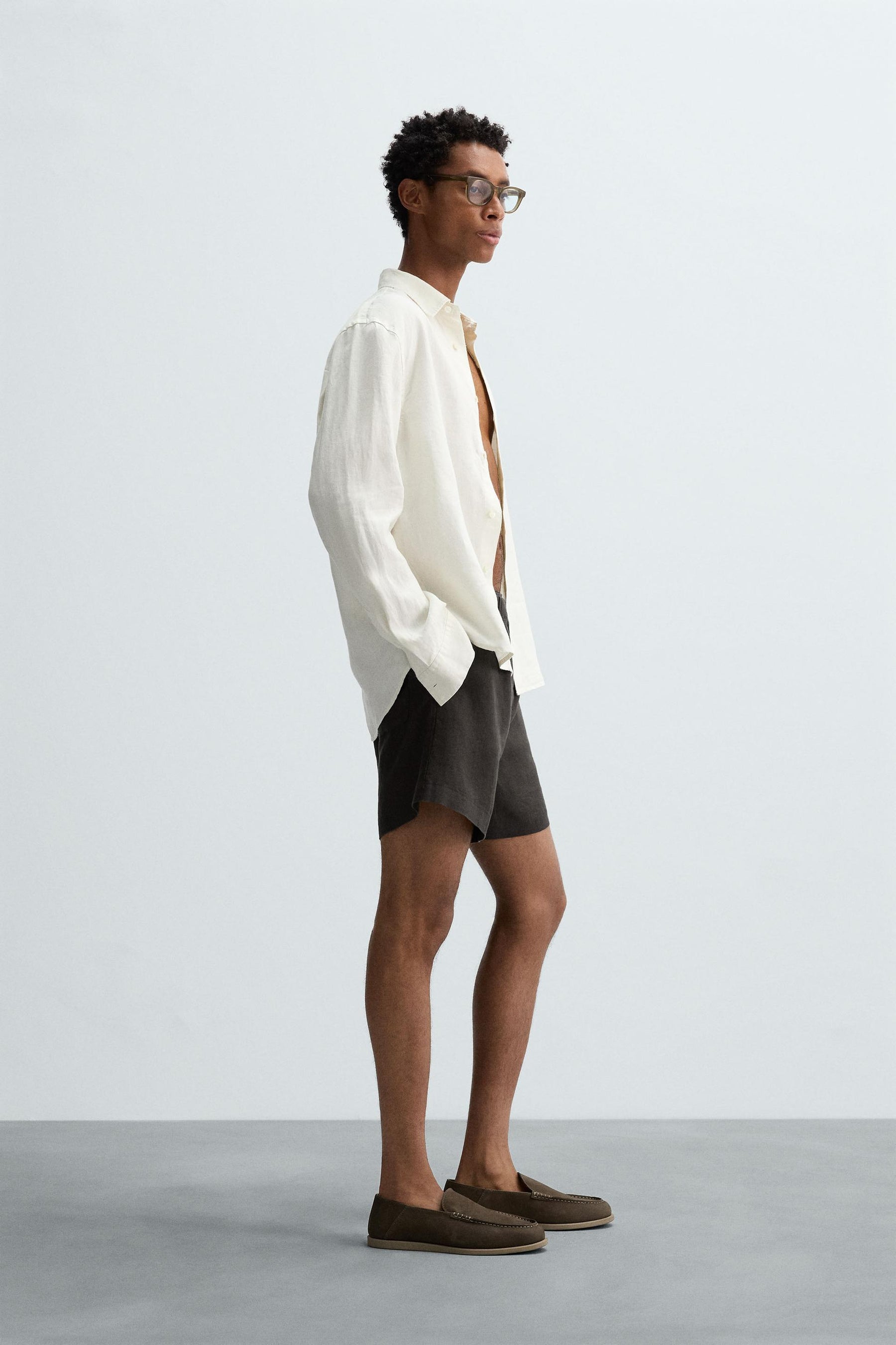 100% LINEN BERMUDA SHORTS - Image 4