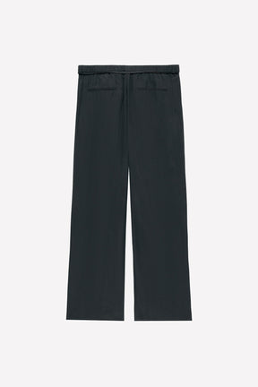 Silk trousers with belt.