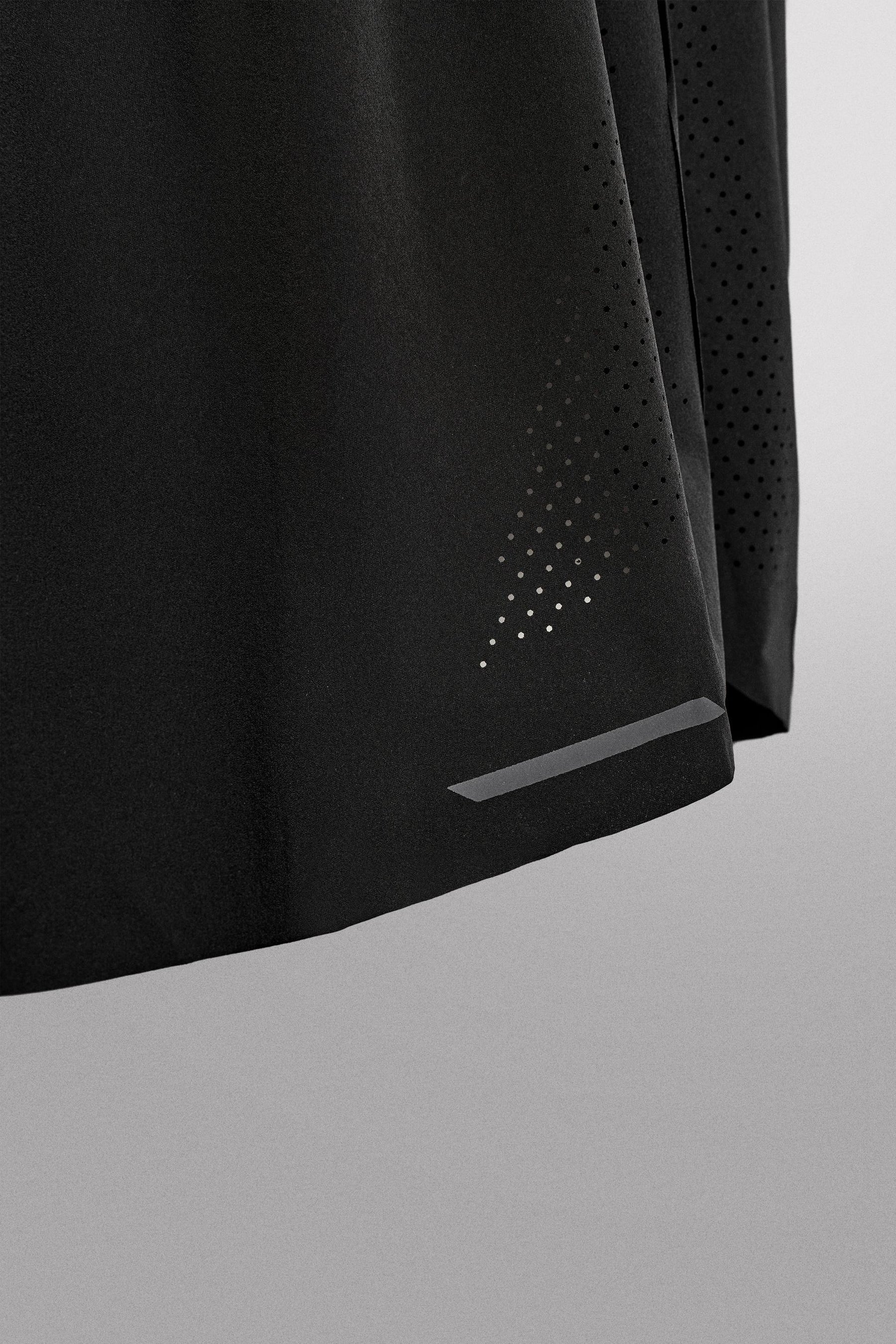 RUNNING SHORTS - Image 9