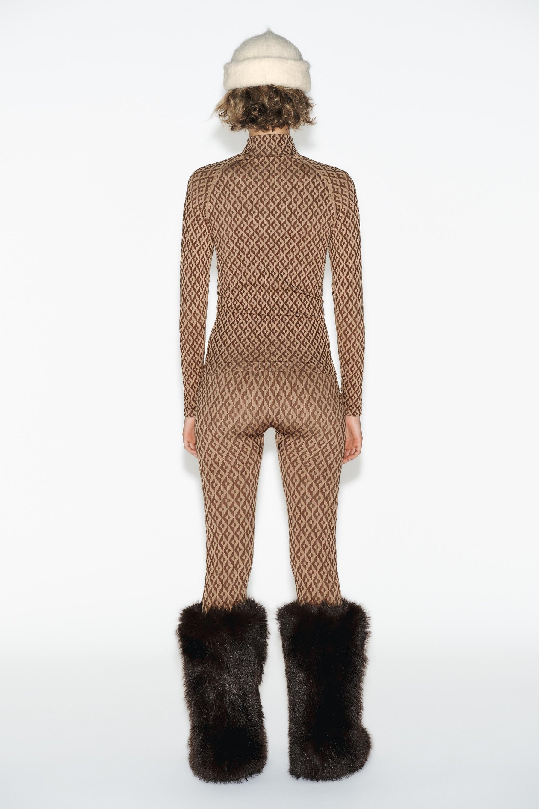 Thermal Seamless Jacquard T-Shirt