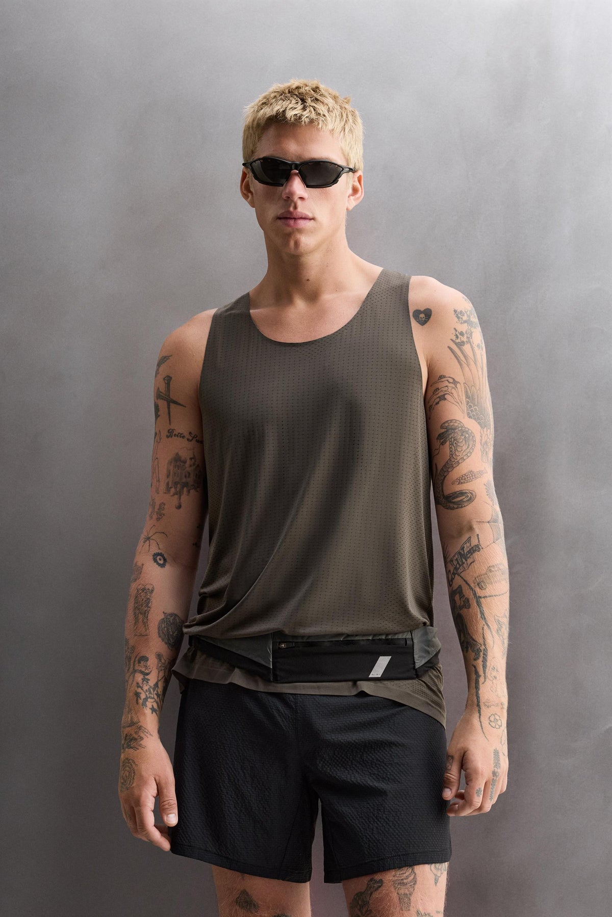 SEAMLESS TANK TOP - Image 2