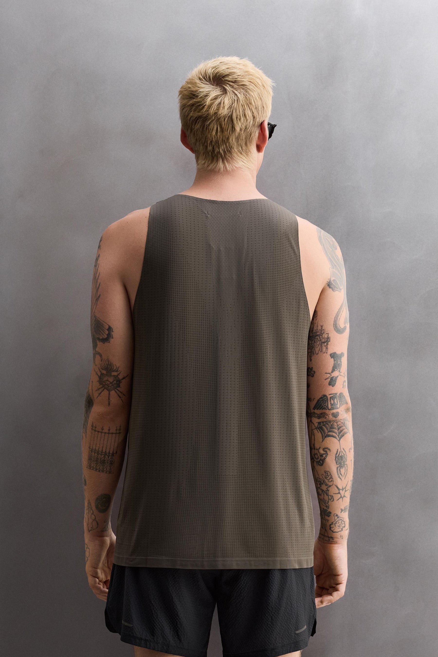 SEAMLESS TANK TOP - Image 3