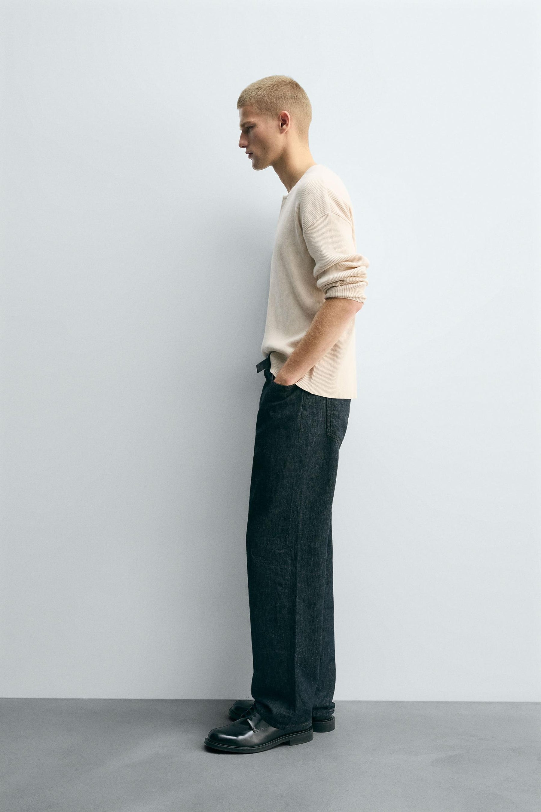 TEXTURED RELAXED FIT SWEATER - Image 4