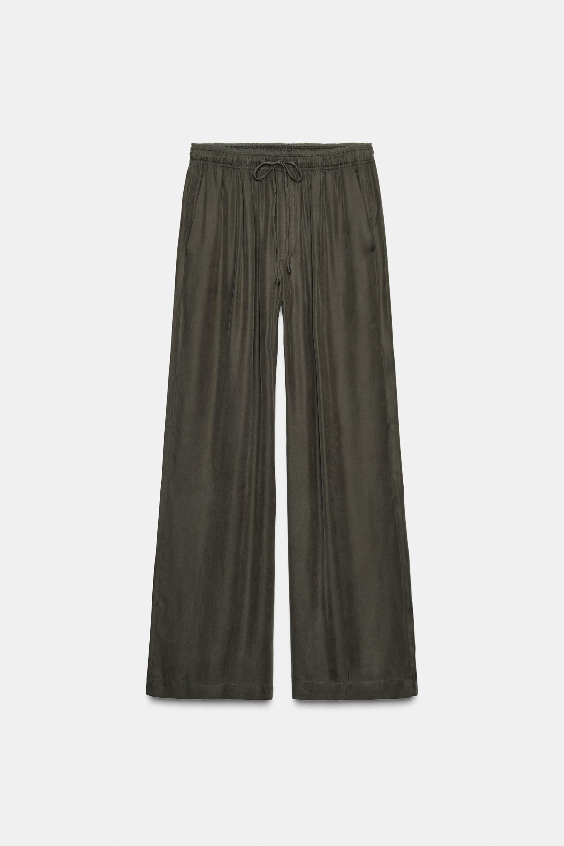 Flowing Trousers