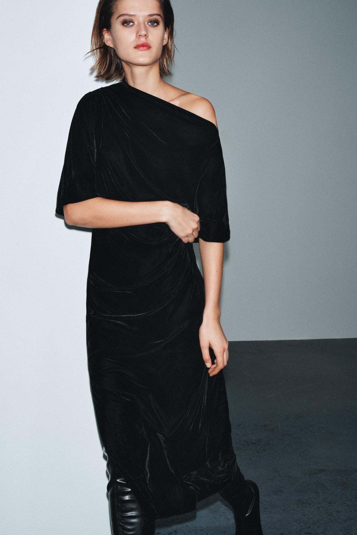 ZW COLLECTION VELVET DRESS - Image 2