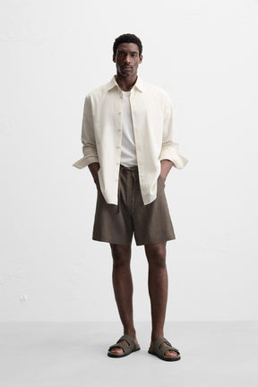 100% LINEN BERMUDA SHORTS - Image 1