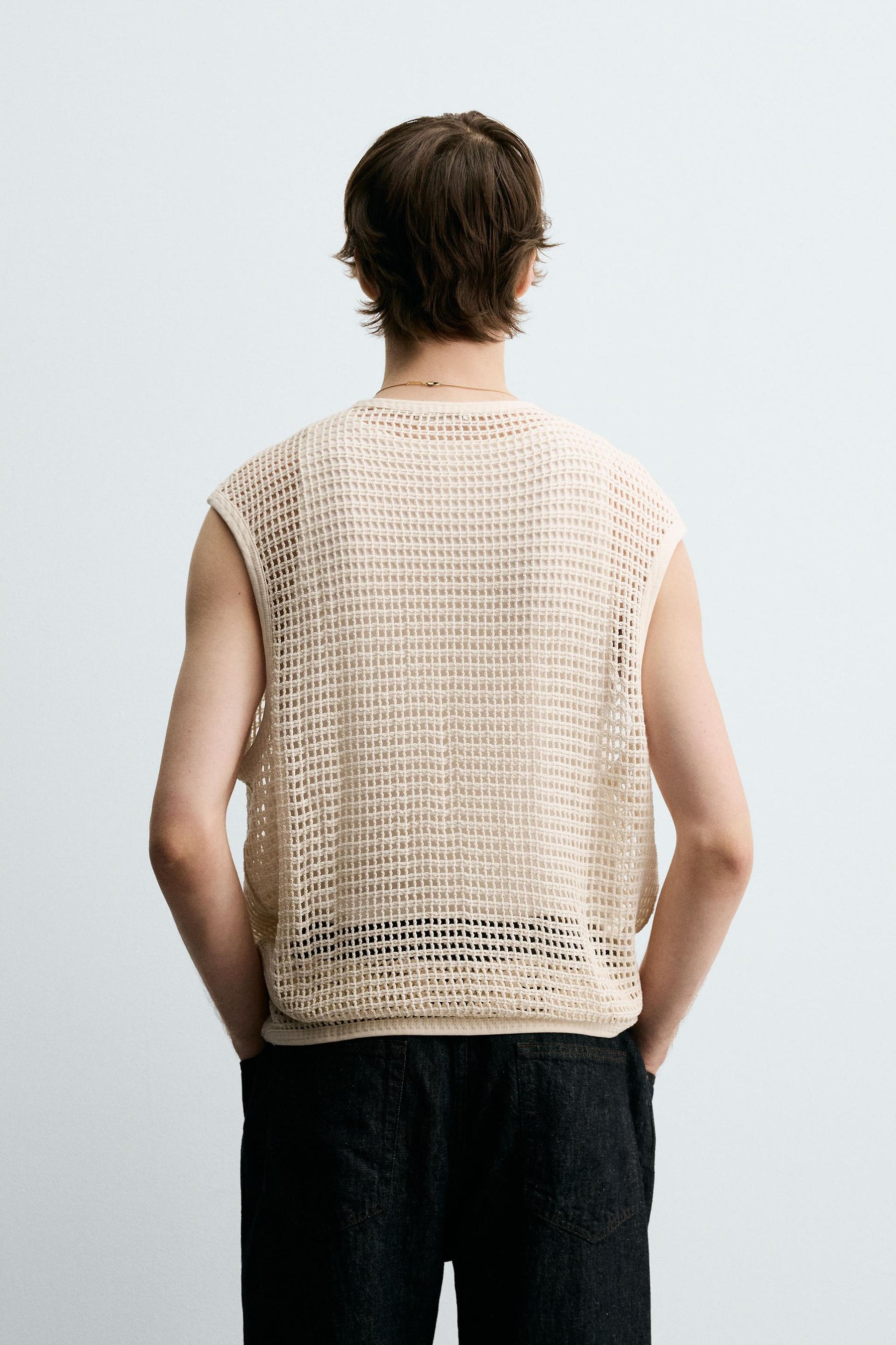 CROCHET TEXTURED T-SHIRT - Image 3