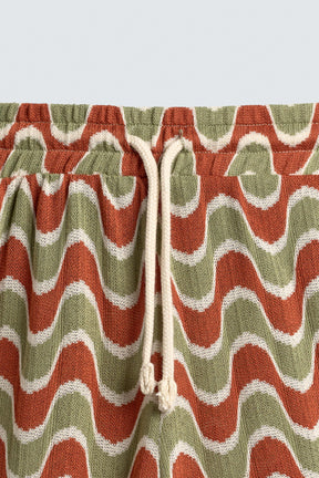 GEOMETRIC JACQUARD BERMUDA SHORTS - Image 9