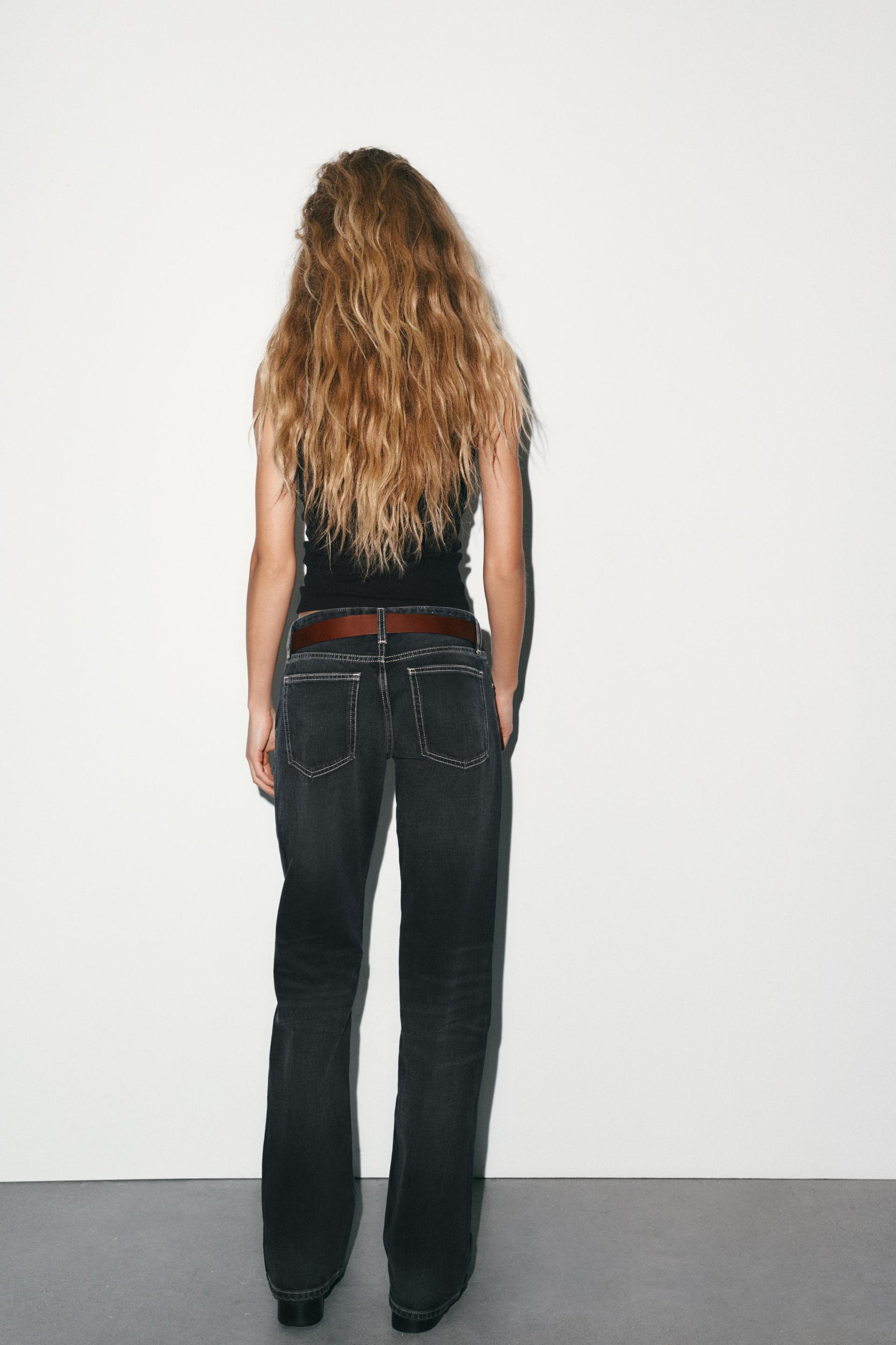 Low Rise Wide Jeans