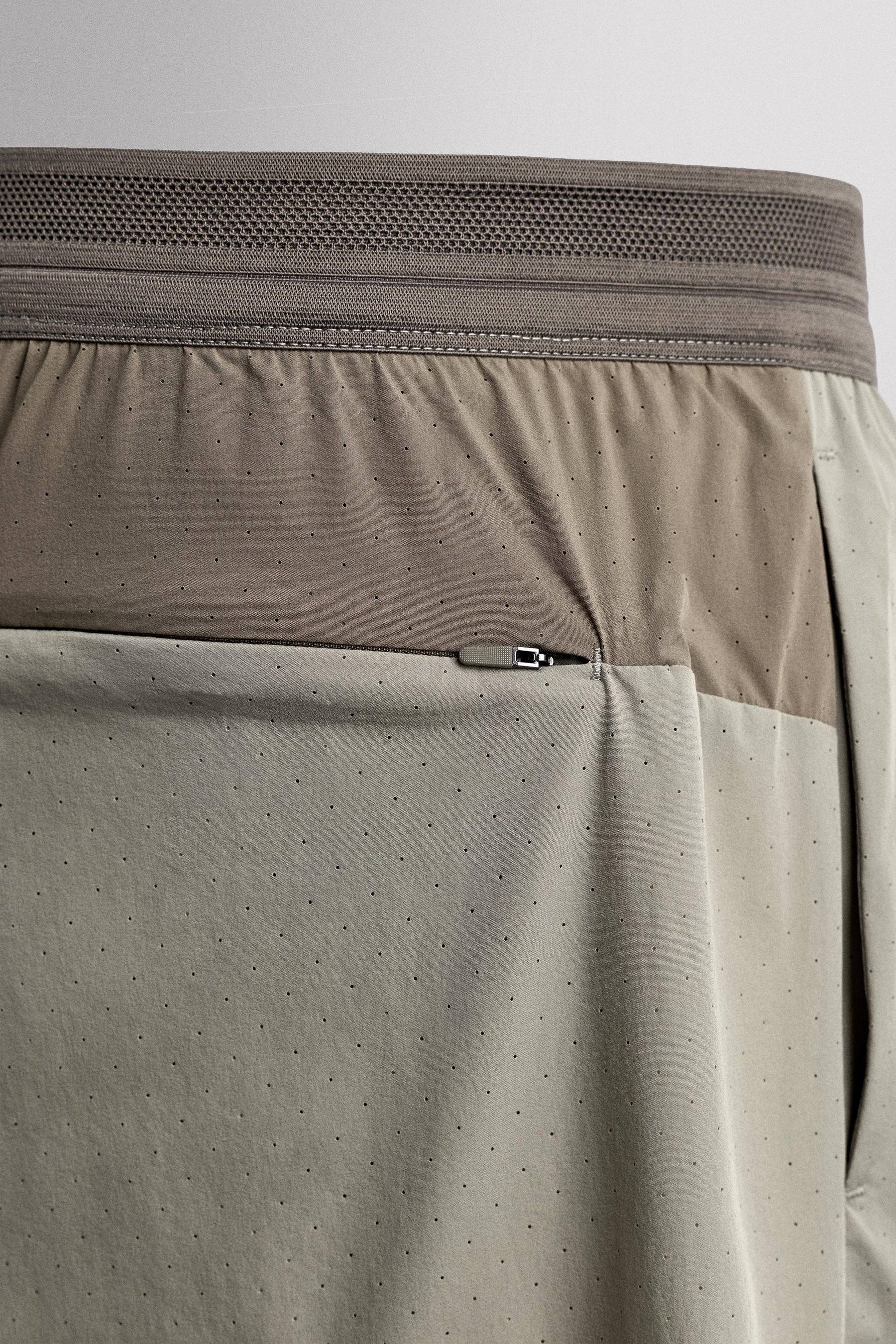 LIGHTWEIGHT PERFORATED SHORTS - Image 10
