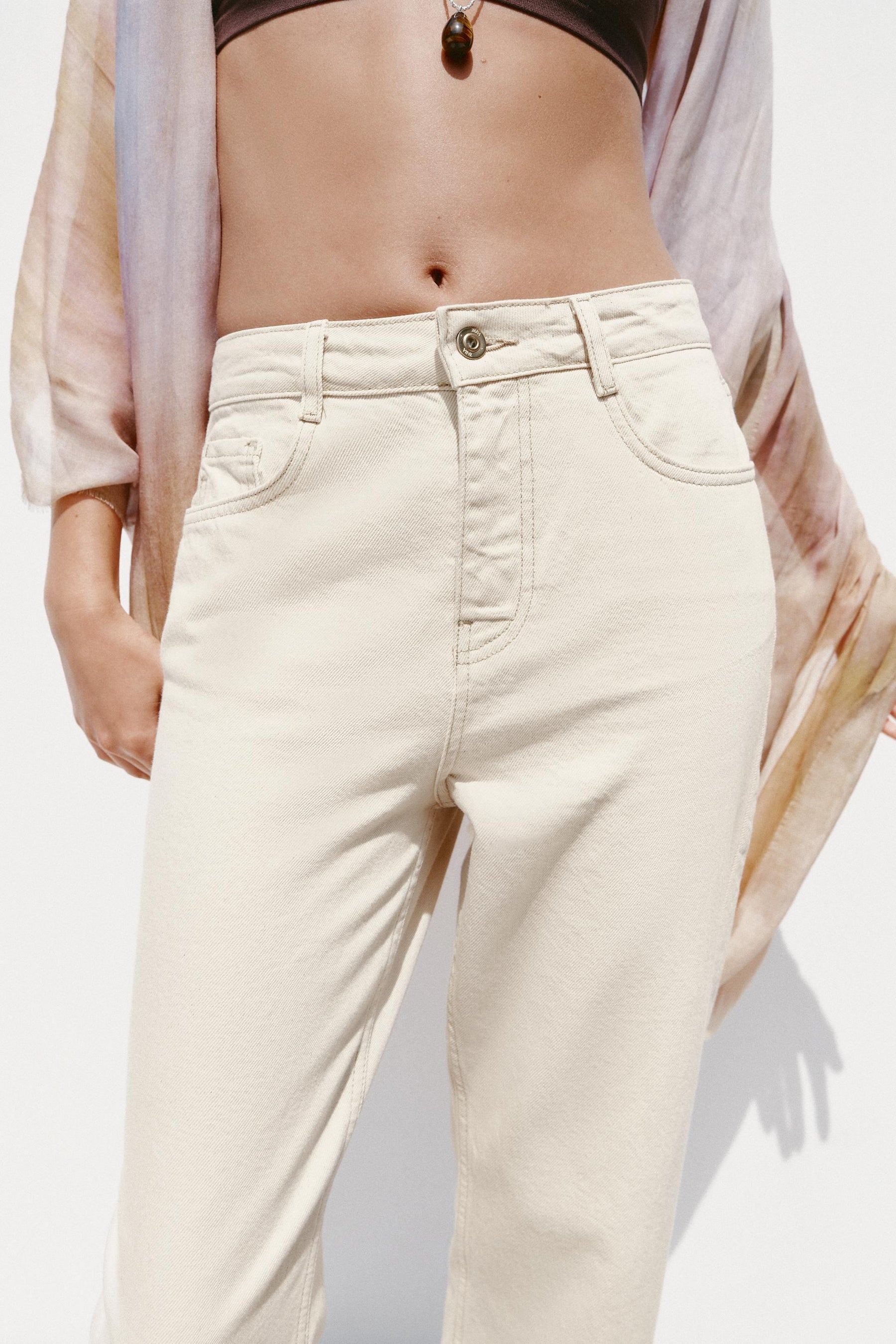 STRAIGHT ANKLE HIGH-WAIST JEANS