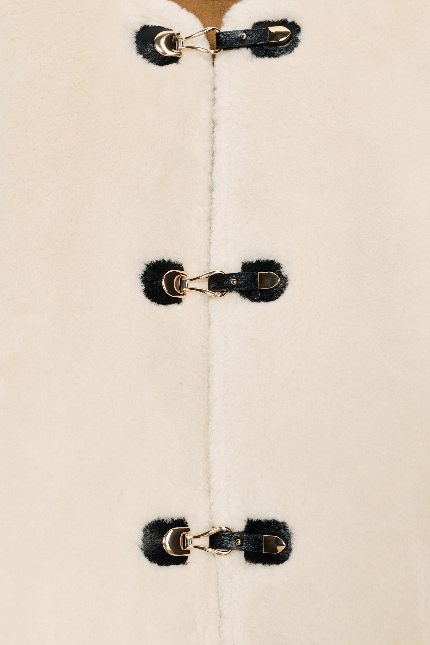 FAUX FUR JACKET WITH FIREMAN CLASP - Image 5